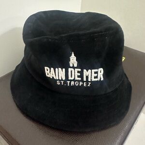 Bain De Mer St Tropez Hat w/ tags NWT